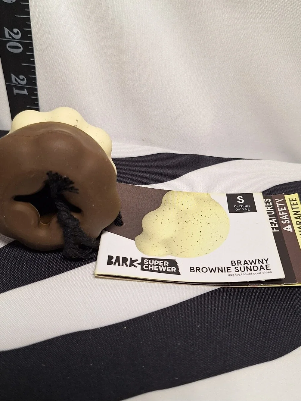 NWT Bark Super Chewer Brawny Brownie Sundae Dog Toy S